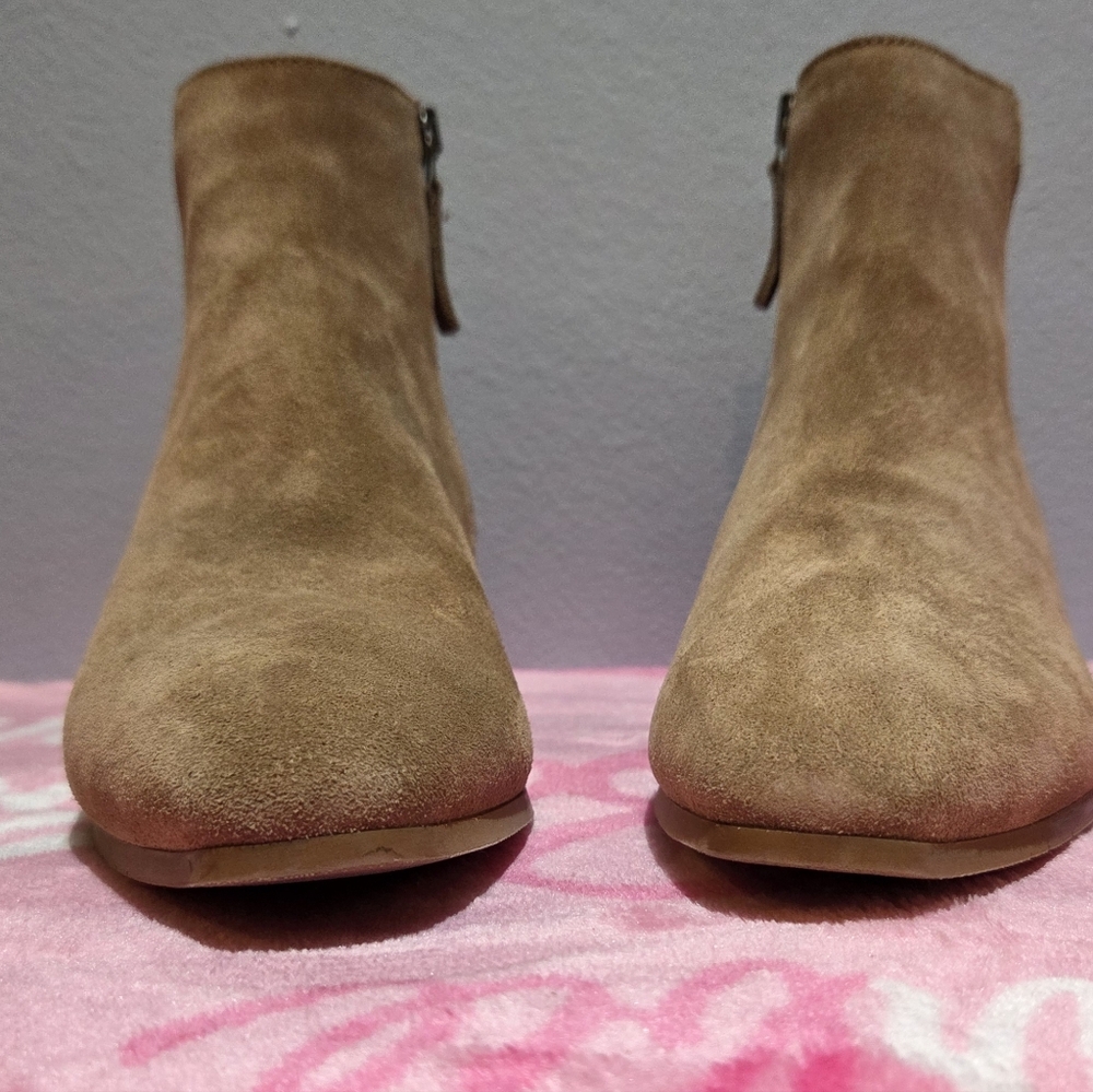 Women's Aquatalia Fuoco Suede Ankle Boots Champagne, Size 7.5M - Picture 4 of 16